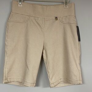 Tommy Hilfiger - Suit Separates pull-on Shorts NWT, Size 6, tan/ cream plaid